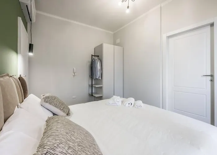 アパート Cucchiarti 3a *